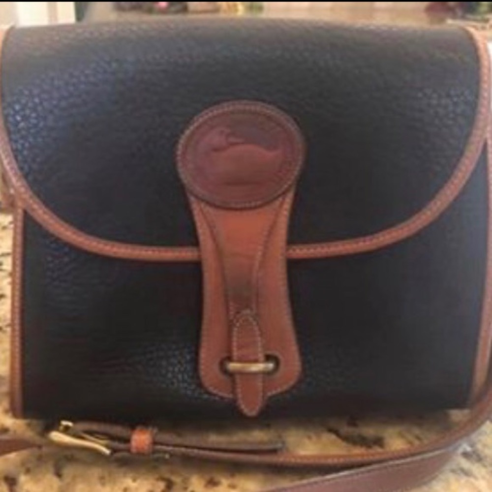 Dooney & Bourke purse
